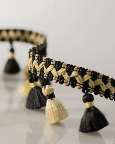 Classic Weave Tassel Fringe Trim – Light Beige Close-up Detail