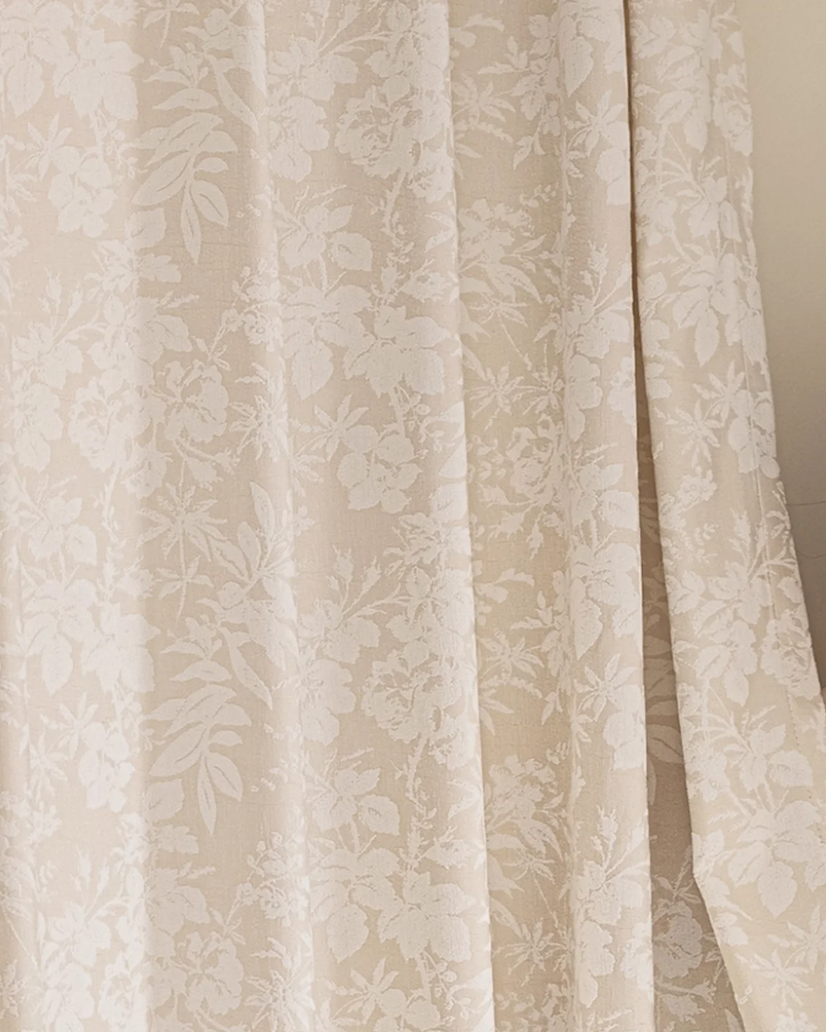 Blossom Whisper Sheer Curtain – Beige Floral Jacquard Panel